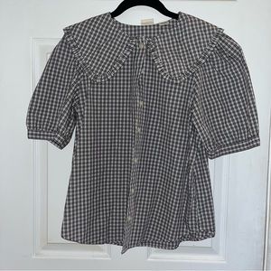 Levi’s Gingham Button Up Top